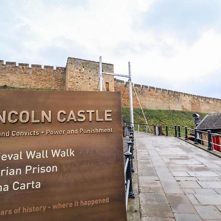 リンカーンCastle Mountアパートメント エクステリア 写真
